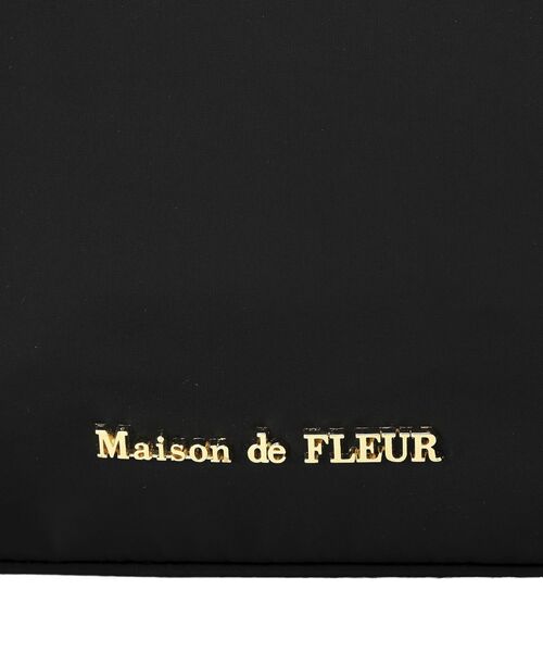 Maison de FLEUR(メゾンドフルール)の「撥水加工フロントフリル3ルームトートPetit(トートバッグ・レディース・ブラック・FREE)」の16枚目の写真