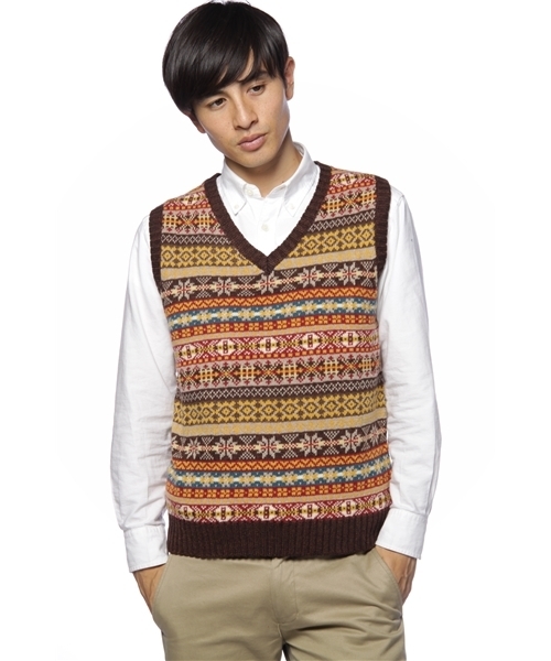 BEAMS（ビームス）の「BEAMS / フェアアイルベスト（ベスト・メンズ・ブラック/ブラウン/ブルー・MEDIUM/LARGE）」の3枚目の写真