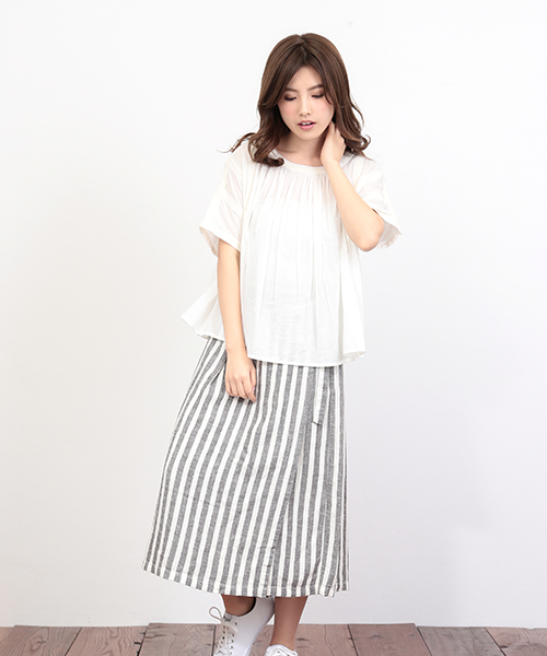 CUBE SUGAR(キューブシュガー)の「インド刺繍 キャンブリック ギャザーTブラウス(シャツ/ブラウス・レディース・ホワイト/ホワイト×ブラック/ブラック系その他・M)」の2枚目の写真