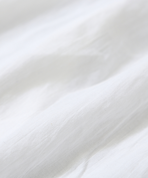 CUBE SUGAR(キューブシュガー)の「インド刺繍 キャンブリック ギャザーTブラウス(シャツ/ブラウス・レディース・ホワイト/ホワイト×ブラック/ブラック系その他・M)」の4枚目の写真