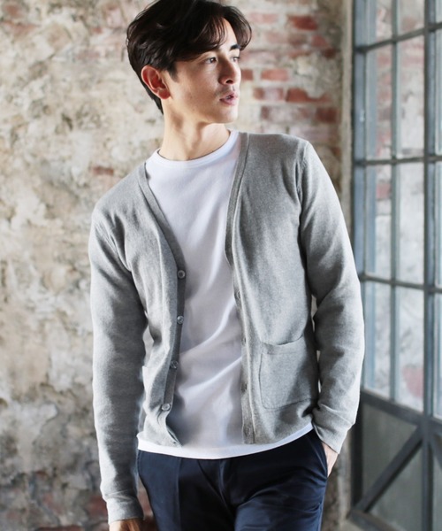 THE CASUAL（カジュアル）の「コットンニット長袖Vネックカーディガン（カーディガン/ボレロ・メンズ・ブラック/ベージュ/ネイビー/レッド/オリーブ/ブルー/グリーン/マスタード/オートミール/杢グレー/ロイヤルブルー/ワイン/チャコール/グレー系その他/ブルー系その他/テラコッタ/ブルー系その他2/レッド系その他・S/M/L/XL）」の3枚目の写真