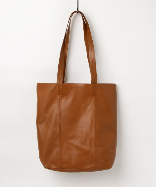 ZUCCa(ズッカ)の「ゴートレザーバッグ(トートバッグ・レディース・ブラック/ダークブラウン・FREE)」の2枚目の写真