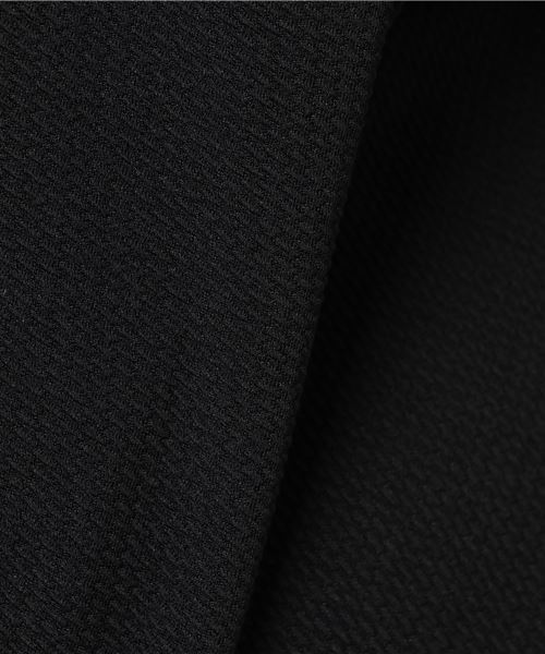 coca(coca)(コカ)の「エンボス加工Aラインロングワンピース(ワンピース・レディース・ブラック・ONE SIZE)」の2枚目の写真