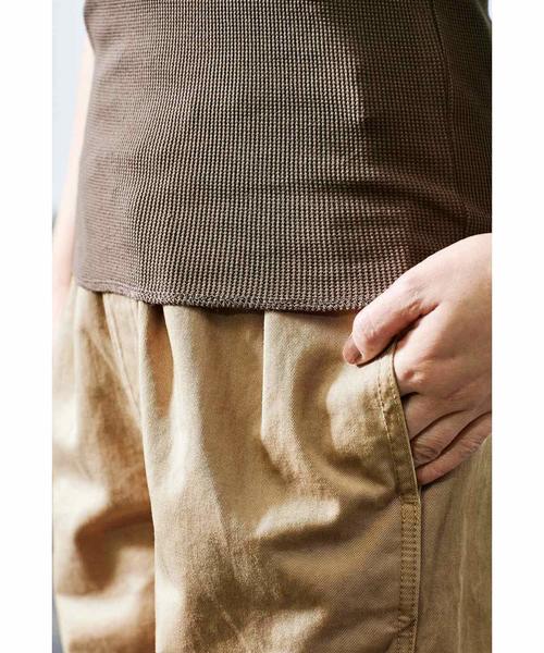 MEDE19F（メデジュウキュウ）の「MEDE19F　ノースリーブワッフルトップス（タンクトップ・レディース・ベージュ/ブラウン・MEDIUM/LARGE/X-LARGE）」の18枚目の写真