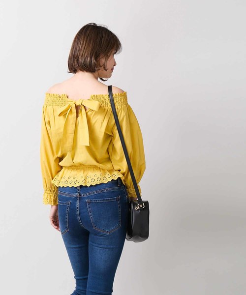 WEGO（ウィゴー）の「WEGO/スカラップオフショルブラウス（シャツ/ブラウス・レディース・オフホワイト/オレンジ/マスタード・FREE）」の11枚目の写真