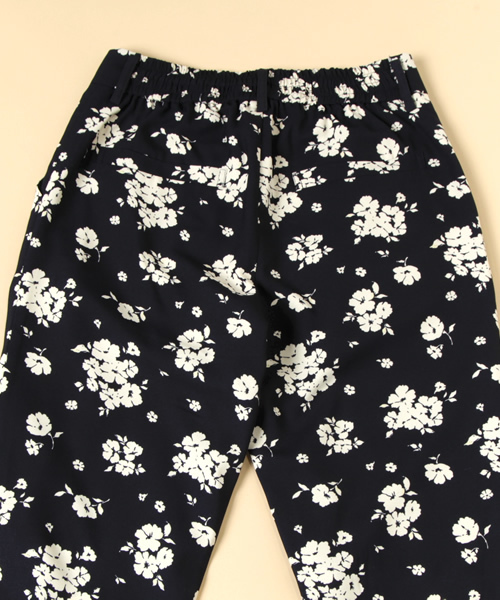 MAJESTIC LEGON(マジェスティックレゴン)の「単色花柄クロップドPT(その他パンツ・レディース・ネイビー/アイボリー/ブルー系その他・FREE)」の10枚目の写真