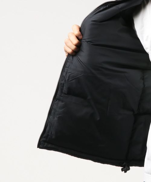 THE NORTH FACE（ザノースフェイス）の「ザ・ノース・フェイス メンズ ヘリテージダウンベスト / ヌプシベスト（ダウンベスト・メンズ・ブラック/イエロー/グリーン・SMALL/MEDIUM/LARGE/X-LARGE）」の6枚目の写真