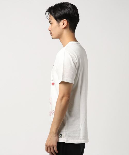 go slow caravan(ゴースローキャラバン)の「FREE RAGE/フリーレイジ リサイクルコットンTEE -CHILL OUT SURF-(Tシャツ/カットソー・メンズ・オレンジ/ブルー・MEDIUM/LARGE/X-LARGE)」の3枚目の写真