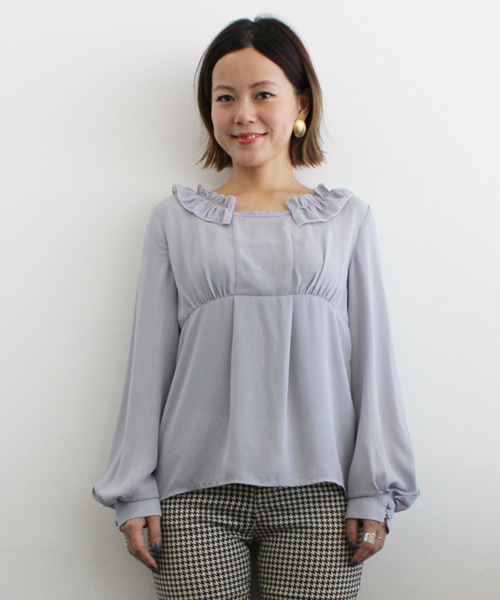 mystic(ミスティック)の「【mystic20th】衿フリルブラウス(シャツ/ブラウス・レディース・オフホワイト/ブラック/グレー/ベージュ・フリ-)」の4枚目の写真