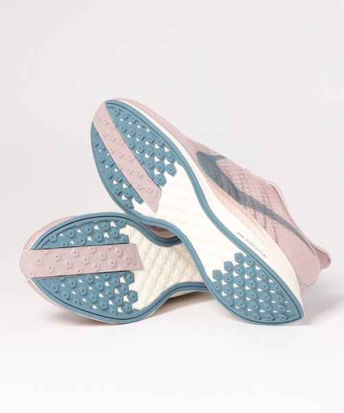 NIKE（ナイキ）の「【NIKE】Zoom Pegasus 35 Turbo（スニーカー・レディース・ブラック/ピンク・23.5cm/24.5cm/23/24/25/22.5cm/25.5cm）」の3枚目の写真