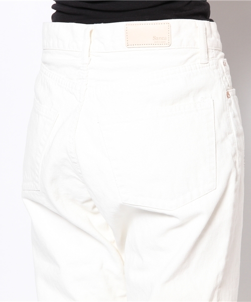 BEAMS BOY（ビームスボーイ）の「Sanca / ホワイト クロップドデニム（デニムパンツ・レディース・ホワイト・ONE SIZE）」の4枚目の写真