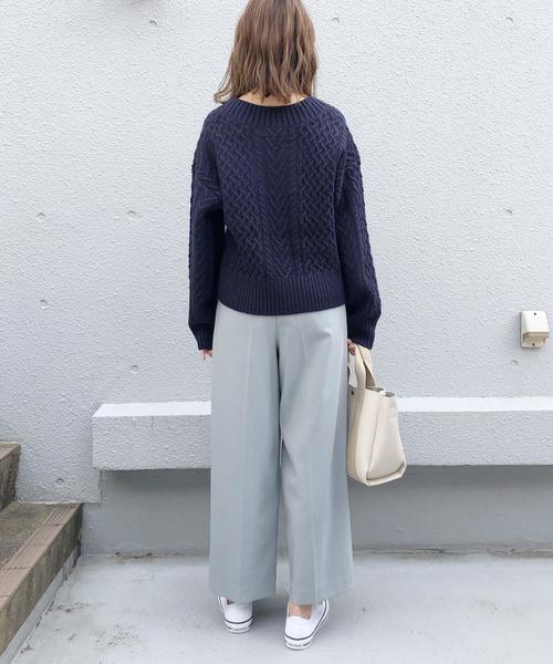 audrey and john wad（オードリーアンドジョンワッド）の「ケーブル柄キーネックニット（ニット/セーター・レディース・ネイビー/グレー/キャメル・MEDIUM）」の18枚目の写真