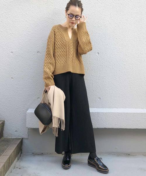 audrey and john wad（オードリーアンドジョンワッド）の「ケーブル柄キーネックニット（ニット/セーター・レディース・ネイビー/グレー/キャメル・MEDIUM）」の14枚目の写真