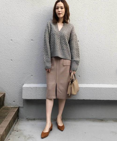 audrey and john wad（オードリーアンドジョンワッド）の「ケーブル柄キーネックニット（ニット/セーター・レディース・ネイビー/グレー/キャメル・MEDIUM）」の9枚目の写真