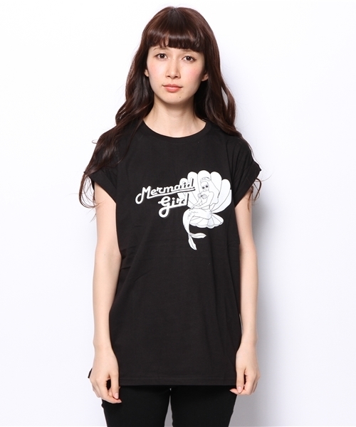 WEGO（ウィゴー）の「WEGO/ガールプリントTシャツ（Tシャツ/カットソー・レディース・オフホワイト/ブラック/ライム/サックスブルー・FREE）」の6枚目の写真