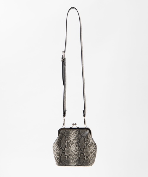 WEGO（ウィゴー）の「WEGO/ボールチェーン付きがま口ショルダーバッグ（ショルダーバッグ・レディース・ブラック/その他1・FREE）」の6枚目の写真