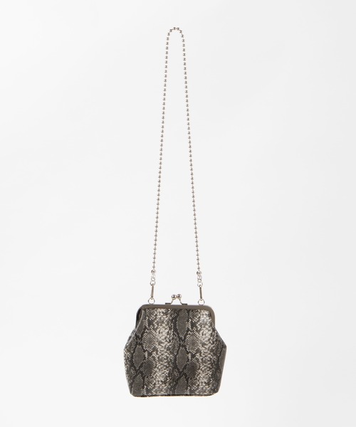 WEGO（ウィゴー）の「WEGO/ボールチェーン付きがま口ショルダーバッグ（ショルダーバッグ・レディース・ブラック/その他1・FREE）」の7枚目の写真