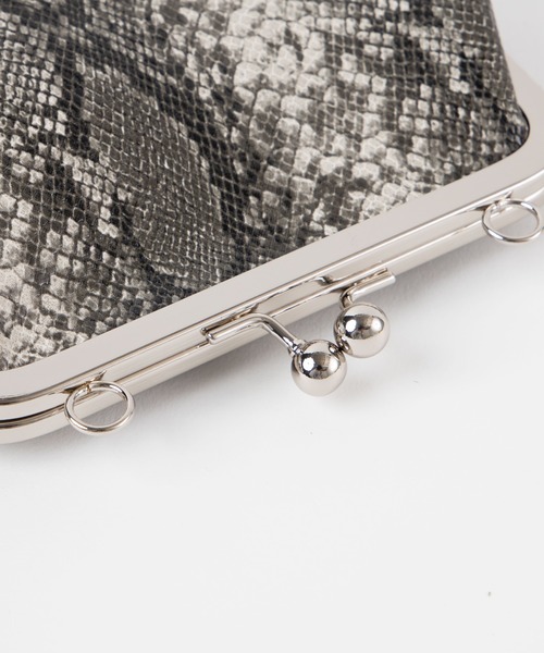 WEGO（ウィゴー）の「WEGO/ボールチェーン付きがま口ショルダーバッグ（ショルダーバッグ・レディース・ブラック/その他1・FREE）」の10枚目の写真