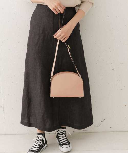 MARCO BIANCHINI(マルコビアンチーニ)の「BIANCHINI ラウンドショルダーバッグ(ショルダーバッグ・レディース・ライトブルー/ベージュ/ネイビー/ピンクベージュ・FREE)」の1枚目の写真