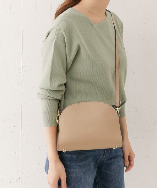 MARCO BIANCHINI(マルコビアンチーニ)の「BIANCHINI ラウンドショルダーバッグ(ショルダーバッグ・レディース・ライトブルー/ベージュ/ネイビー/ピンクベージュ・FREE)」の5枚目の写真