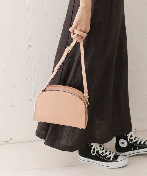 MARCO BIANCHINI(マルコビアンチーニ)の「BIANCHINI ラウンドショルダーバッグ(ショルダーバッグ・レディース・ライトブルー/ベージュ/ネイビー/ピンクベージュ・FREE)」の8枚目の写真