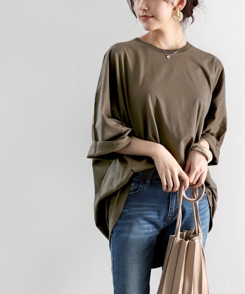 classicalelf(クラシカルエルフ)の「レシート オーバーサイズ ロング丈ワンポイントクルーネックロゴビッグTシャツ(半袖)(Tシャツ/カットソー・レディース・ホワイト/ブラック/杢グレー/グリーン/ベージュ/ブラウン・MEDIUM/LARGE/X-LARGE)」の7枚目の写真