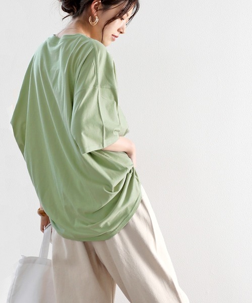 classicalelf(クラシカルエルフ)の「レシート オーバーサイズ ロング丈ワンポイントクルーネックロゴビッグTシャツ(半袖)(Tシャツ/カットソー・レディース・ホワイト/ブラック/杢グレー/グリーン/ベージュ/ブラウン・MEDIUM/LARGE/X-LARGE)」の8枚目の写真
