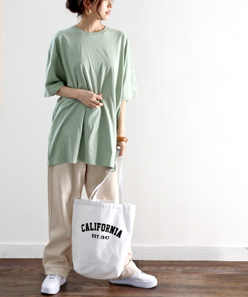 classicalelf(クラシカルエルフ)の「レシート オーバーサイズ ロング丈ワンポイントクルーネックロゴビッグTシャツ(半袖)(Tシャツ/カットソー・レディース・ホワイト/ブラック/杢グレー/グリーン/ベージュ/ブラウン・MEDIUM/LARGE/X-LARGE)」の20枚目の写真