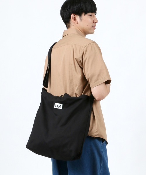 Lee（リー）の「Lee（リー）ブランドロゴプリント・刺繍キャンバストートショルダーバッグ メンズ レディース/2way/ビッグトートバッグ（トートバッグ・メンズ・カーキ/ライトブルー/インディゴブルー/ブラウン/オフホワイト/ベージュ/ブラック/ホワイト/ブラック系その他/ブルー系その他/ホワイト系その他・FREE）」の5枚目の写真