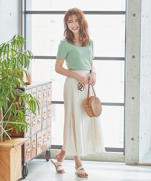 KOBE LETTUCE（コウベレタス）の「スクエアトゥトングフラットサンダル（サンダル・レディース・ホワイト/ブラック/パイソン/ブラウン系その他・LL/S/M/L）」の12枚目の写真