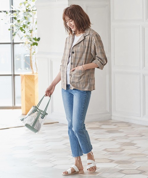 KOBE LETTUCE（コウベレタス）の「スクエアトゥトングフラットサンダル（サンダル・レディース・ホワイト/ブラック/パイソン/ブラウン系その他・LL/S/M/L）」の13枚目の写真