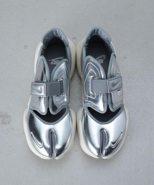 NIKE（ナイキ）の「＜NIKE＞AQUA RIFT SILVER COLOR/スニーカー（スニーカー・レディース・シルバー・25cm/23cm/24cm）」の5枚目の写真