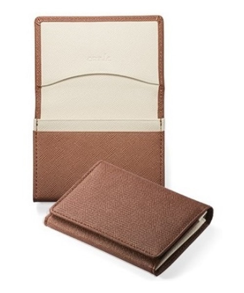 PARKS TOKYO SELECT（パークストウキョウセレクト）の「【corale】（KST）バイカラー 名刺入れ（名刺入れ・レディース・ホワイト系その他/ブラウン系その他/ブルー系その他/パープル系その他/ピンク系その他/レッド系その他/ホワイト系その他2/ブルー系その他2/ブルー系その他3/ブルー系その他4/パープル系その他2/ピンク系その他2/ピンク系その他3/グレー系その他/ブラウン系その他2/ブラウン系その他3/ブルー系その他5/パープル系その他3/レッド系その他2/ブルー系その他6/ピンク系その他4/ピンク系その他5/グレー系その他3/グレー系その他2/オレンジ/グリーン系その他/グレー系その他4・ONE SIZE）」の8枚目の写真