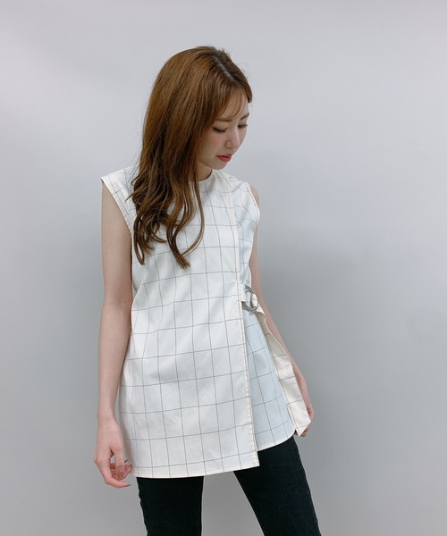 MILLION CARATS(ミリオンカラッツ)の「ウインドペンチュニック(シャツ/ブラウス・レディース・ベージュ/グレー/オフホワイト・FREE)」の11枚目の写真