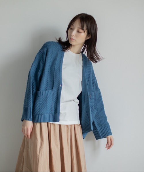 refinedworks(リファインドワークス)の「へリンボンニットCD(カーディガン/ボレロ・レディース・ブルー/杢グレー/キナリ・M-L)」の21枚目の写真