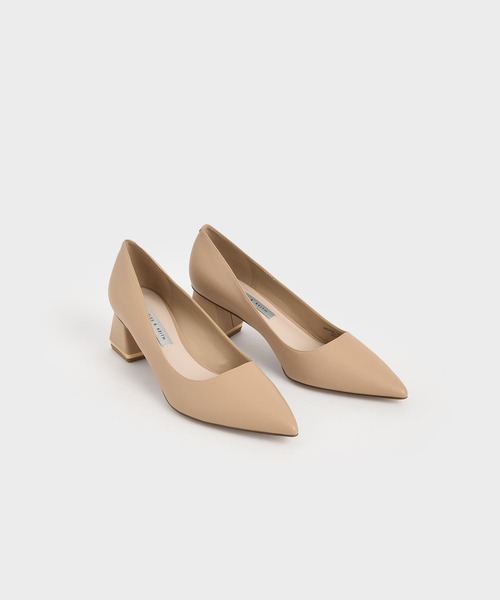CHARLES & KEITH（チャールズ & キース）の「トラペーズヒールパンプス / Trapeze Heel Pumps（パンプス・レディース・ブラック/オフホワイト/サンドベージュ・22.5cm/23cm/23.5cm/24.5cm/25cm/25.5cm/22cm）」の21枚目の写真