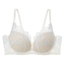 PEACH JOHN（ピーチジョン）の「【シリーズ累計298万枚突破※！大ヒット総レースブラ】【ラクな着け心地でふっくら美胸。洗濯機で丸洗いOK】ミラクルブラ（ブラジャー）」