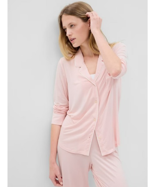 GAP(ギャップ)の「モダール トゥルースリープPJ トップス(ルームウェア/パジャマ・レディース・ブラック/グレー/ブラック系その他/グリーン/ホワイト系その他/ピンク/グレー系その他/ブラック系その他2/ライトピンク/ピンク系その他/ブルー系その他/ネイビー/ライトブルー・L/M/XS/XXS/S)」の11枚目の写真