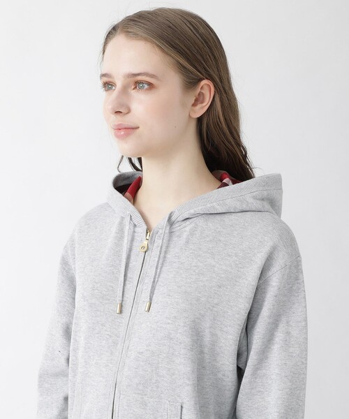 BLUE LABEL CRESTBRIDGE（ブルーレーベルクレストブリッジ）の