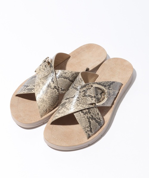 LEPSIM（レプシィム）の「バックルソフトサンダル　925182（サンダル・レディース・ブラック/ダークブラウン/オフホワイト/パイソン・SMALL/MEDIUM/LARGE）」の6枚目の写真