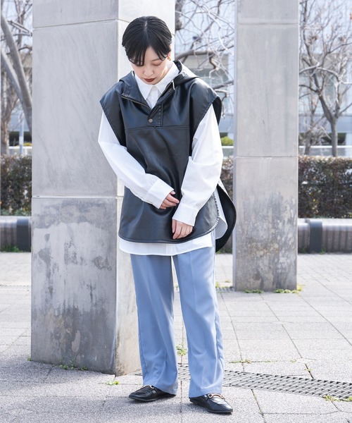 kutir（クティール）の「フェイクレザーベスト（ベスト）」 - WEAR
