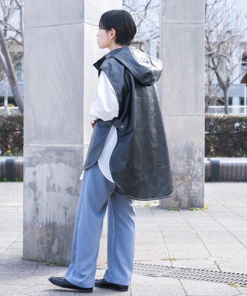 kutir（クティール）の「フェイクレザーベスト（ベスト）」 - WEAR