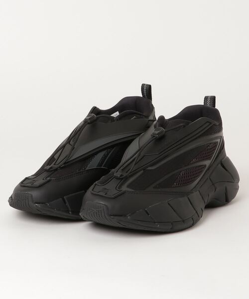 Reebok(リーボック)の「ジグ 3D ストーム ハイドロ / Zig 3D Storm Hydro Shoes(スニーカー・メンズ・ダークグレー/グレー系その他/ブラック×グレー・24.0cm/26.5cm/29.0cm/25.0cm/28.0cm/24.5cm/27.0cm/28.5cm/23.0cm/25.5cm/26.0cm/27.5cm/23.5cm/31cm/29.5cm/30.0cm)」の18枚目の写真