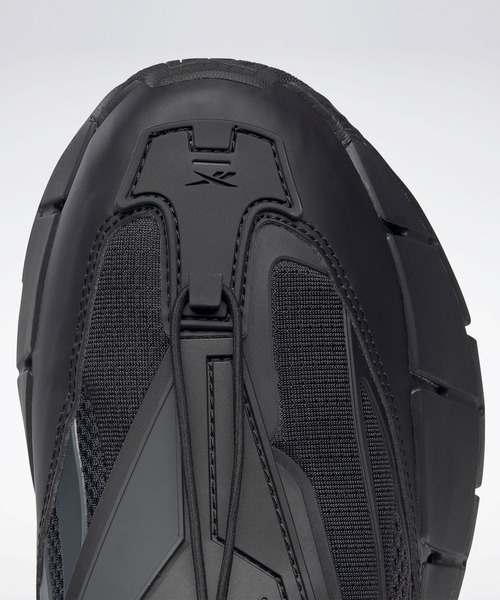 Reebok(リーボック)の「ジグ 3D ストーム ハイドロ / Zig 3D Storm Hydro Shoes(スニーカー・メンズ・ダークグレー/グレー系その他/ブラック×グレー・24.0cm/26.5cm/29.0cm/25.0cm/28.0cm/24.5cm/27.0cm/28.5cm/23.0cm/25.5cm/26.0cm/27.5cm/23.5cm/31cm/29.5cm/30.0cm)」の16枚目の写真