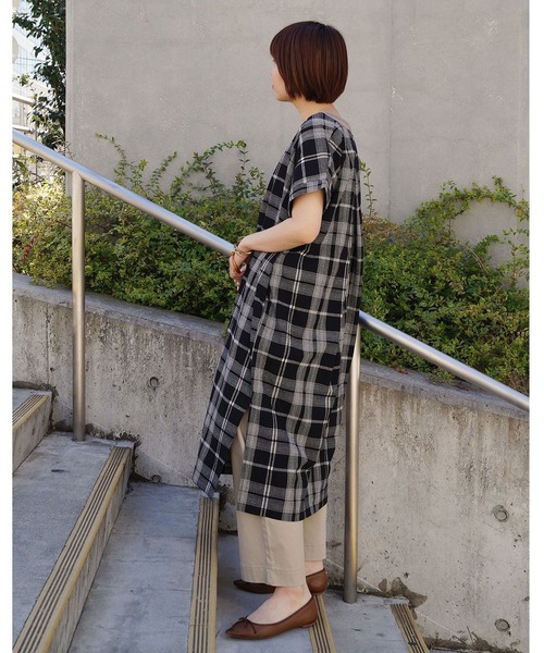 NICOLE white（ニコルホワイト）の「チェックスキッパーワンピース（ワンピース・レディース・ブラック/ベージュ・FREE）」の8枚目の写真