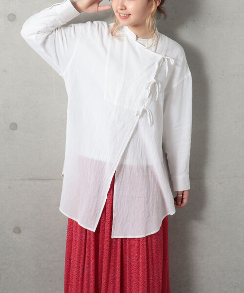 fredy repit（フレディレピ）の「チャイナディテールシャツ（シャツ/ブラウス・レディース・オフホワイト/ピンク・38）」の2枚目の写真