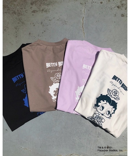FIG&VIPER（フィグアンドバイパー）の「BETTYコラボROSE BIG-T（Tシャツ/カットソー・レディース・ホワイト/ブラック/グレー/ライトパープル・FREE）」の18枚目の写真