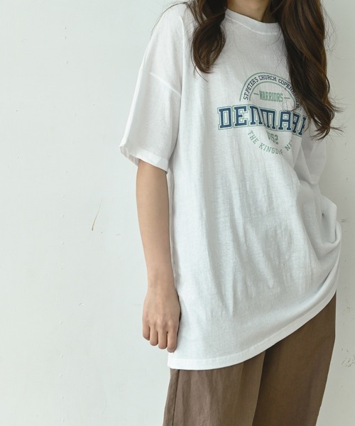 me+em select(ミームセレクト)の「DENMARK サークルカレッジロゴビッグT(Tシャツ/カットソー・レディース・ネイビー/アイボリー/ミント/クリーム・FREE)」の3枚目の写真