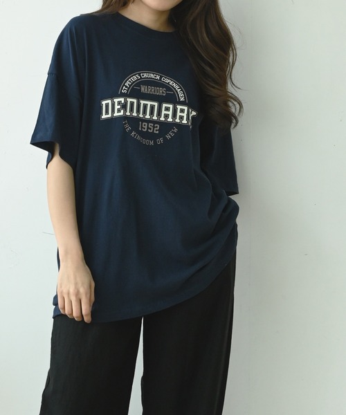 me+em select(ミームセレクト)の「DENMARK サークルカレッジロゴビッグT(Tシャツ/カットソー・レディース・ネイビー/アイボリー/ミント/クリーム・FREE)」の11枚目の写真