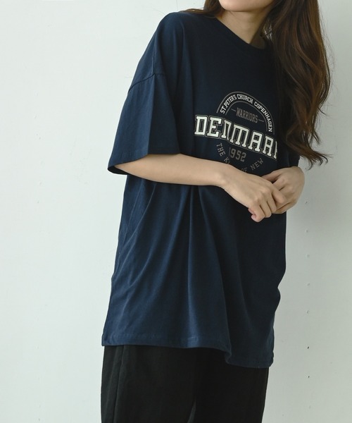 me+em select(ミームセレクト)の「DENMARK サークルカレッジロゴビッグT(Tシャツ/カットソー・レディース・ネイビー/アイボリー/ミント/クリーム・FREE)」の13枚目の写真